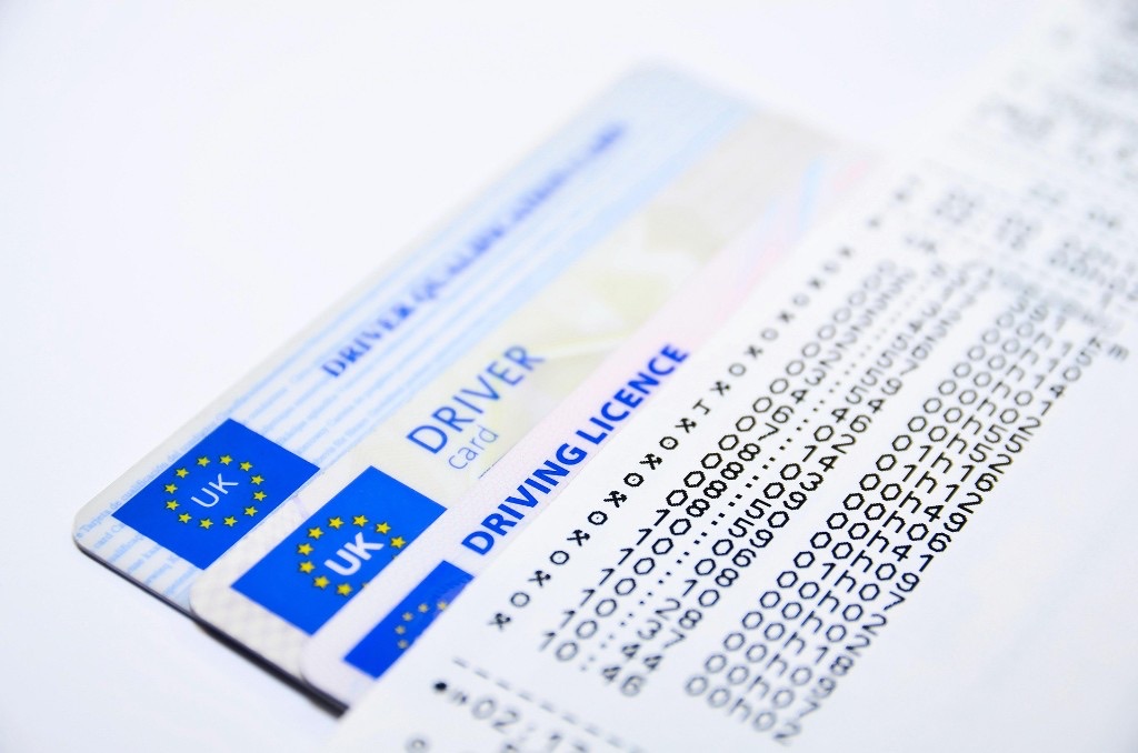 Driver card and tachograph printout